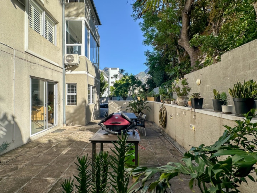 To Let 2 Bedroom Property for Rent in Tamboerskloof Western Cape